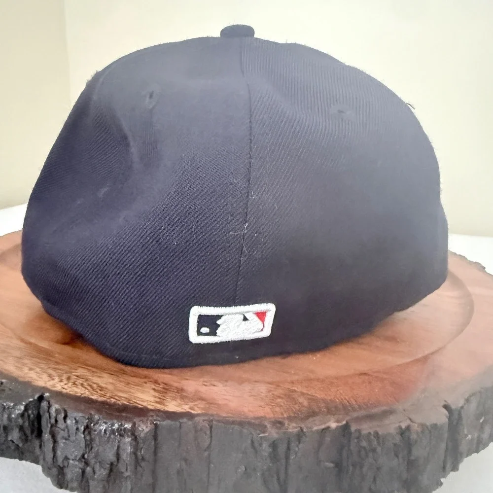 New Era 59FIFTY Boston Red Sox Hat Kids 6 3/4 Black Fitted Baseball Cap MLB